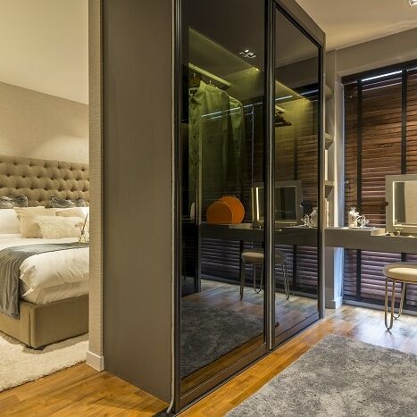 2small bedroom design ideas- walk in wardrobe